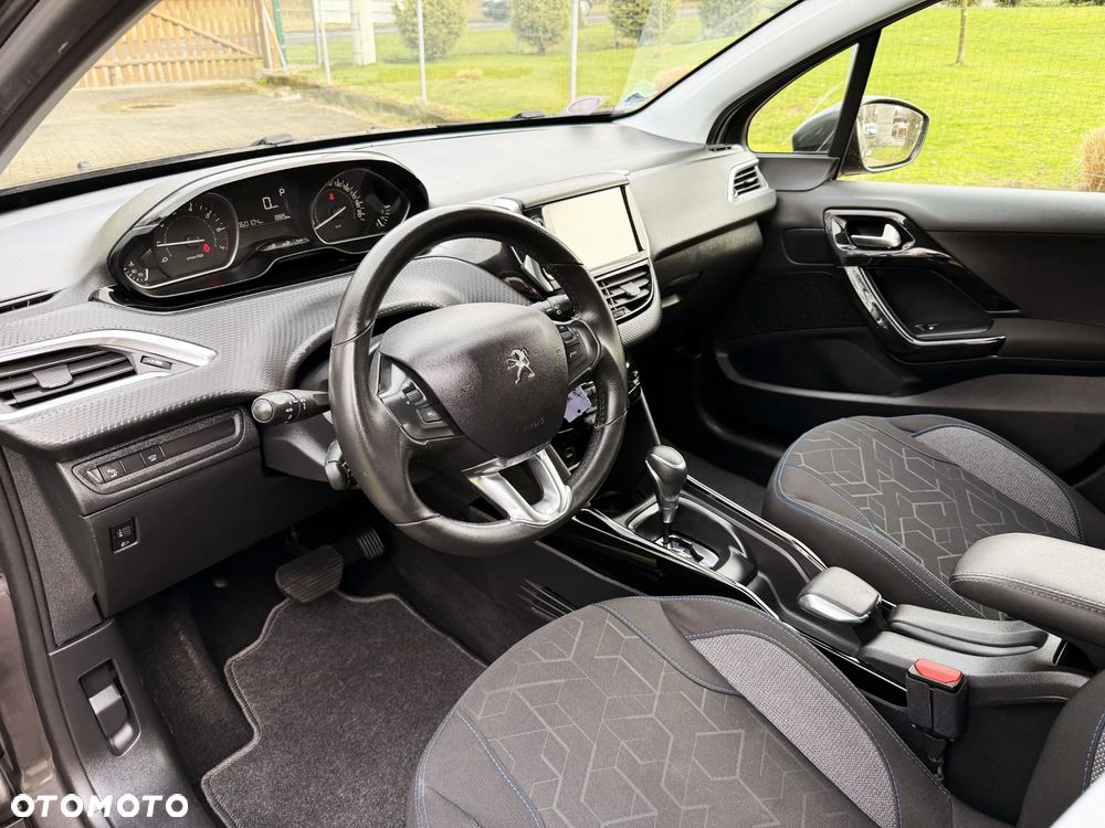 Peugeot 2008 PureTech 130 Stop&Start EAT6 Allure - 10