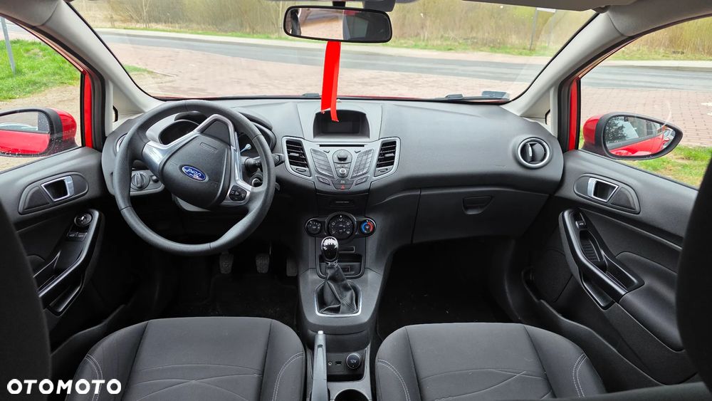 Ford Fiesta - 10