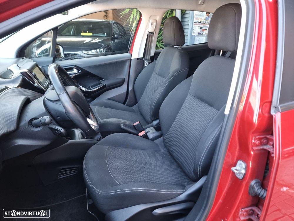 Peugeot 208 1.2 PureTech Active - 3
