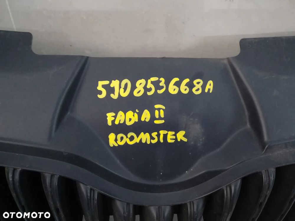 ATRAPA GRILLA SKODA FABIA II, ROOMSTER, OCTAVIA II, 5J0853668A, 1Z0853668 - 2