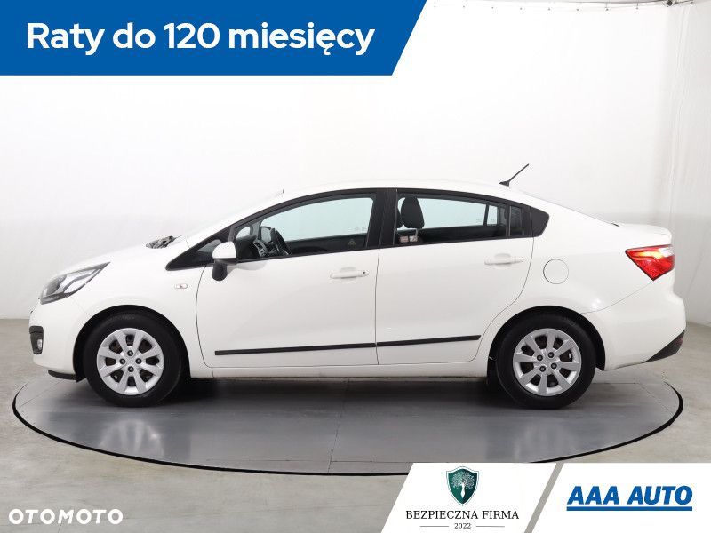 Kia Rio - 4
