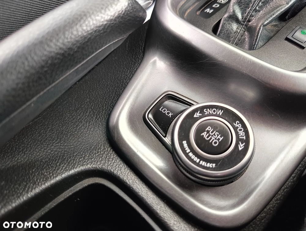 Suzuki Vitara 1.0 Boosterjet Premium 4WD - 33