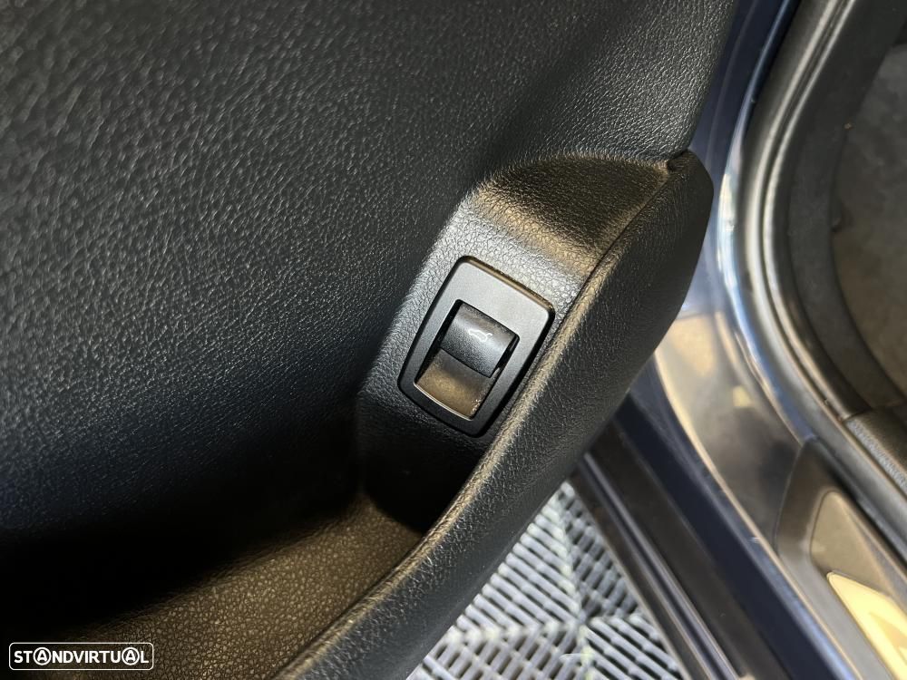 BMW 216 Gran Tourer d 7L Line Sport Auto - 18