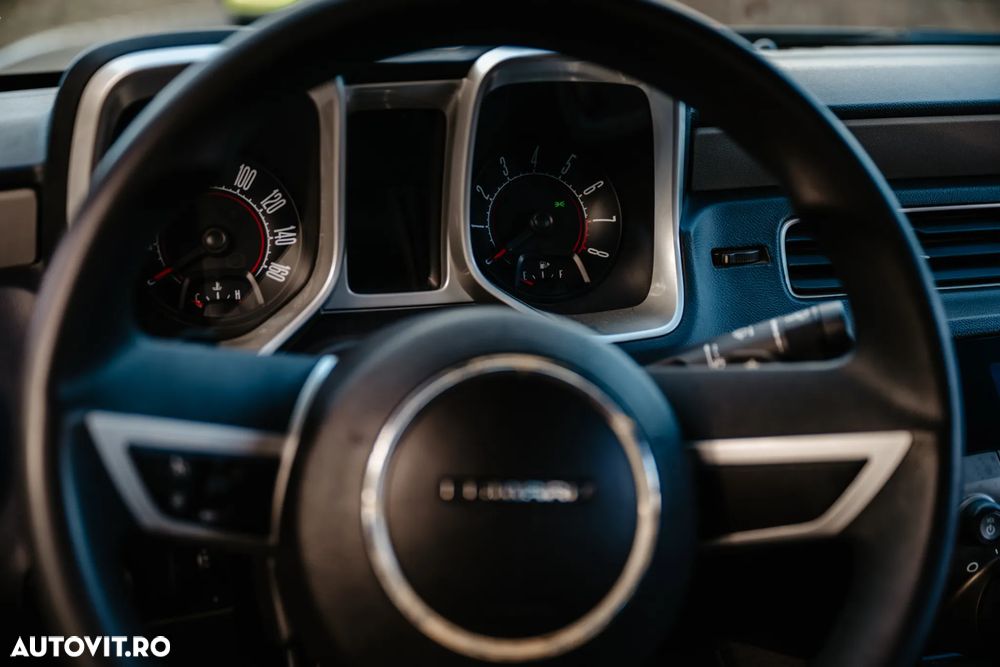 Chevrolet Camaro - 27