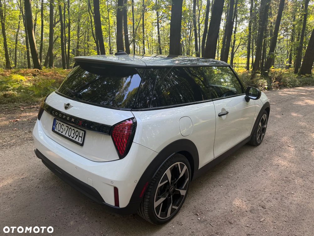 Mini Cooper S 2025 photo 4