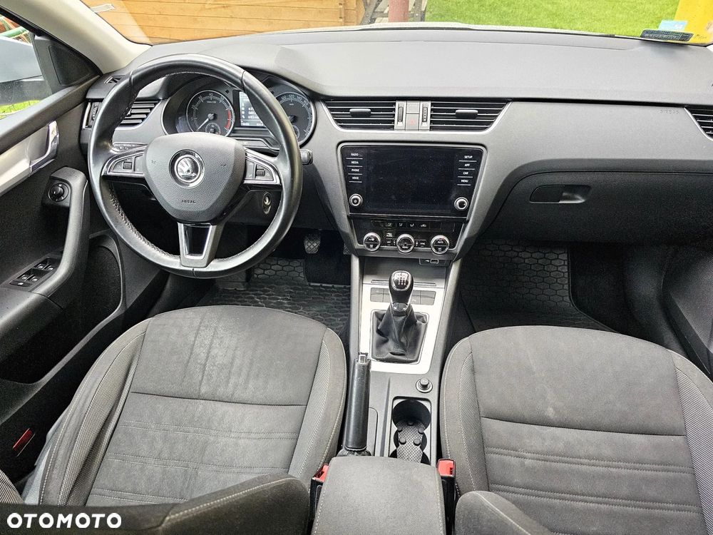 Skoda Octavia 1.4 TSI Ambition - 9