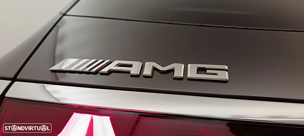 Mercedes-Benz E 53 AMG Hybrid 4Matic+ - 34