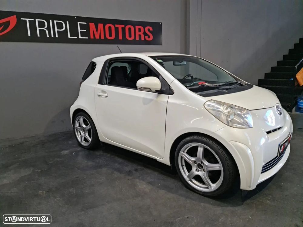 Toyota iQ 1.4 D-4D - 1