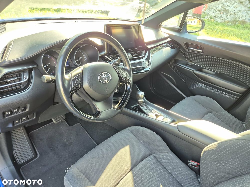 Toyota C-HR 1.2 T Premium CVT 4x4 - 11