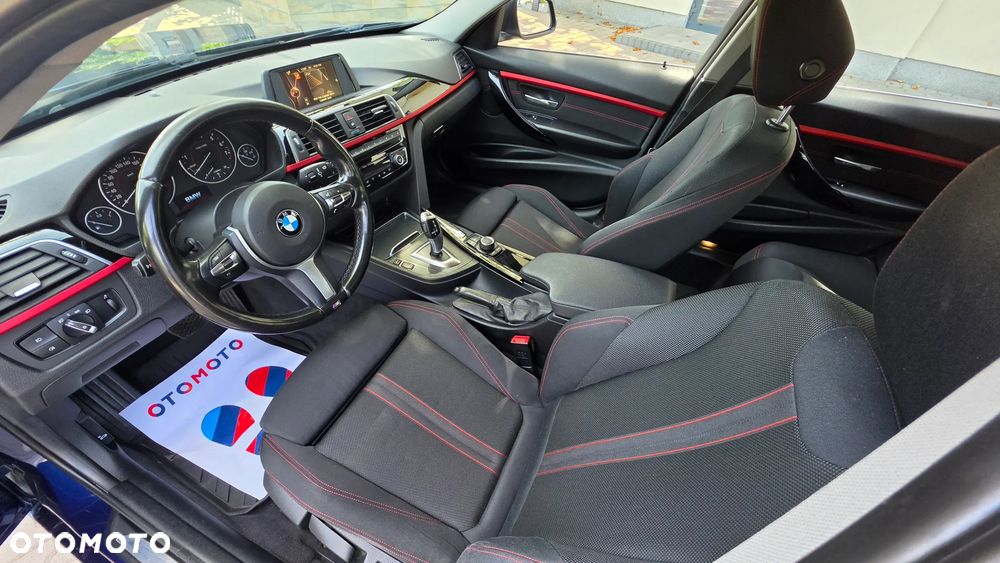 BMW Seria 3 320i xDrive Sport Line Shadow sport - 12