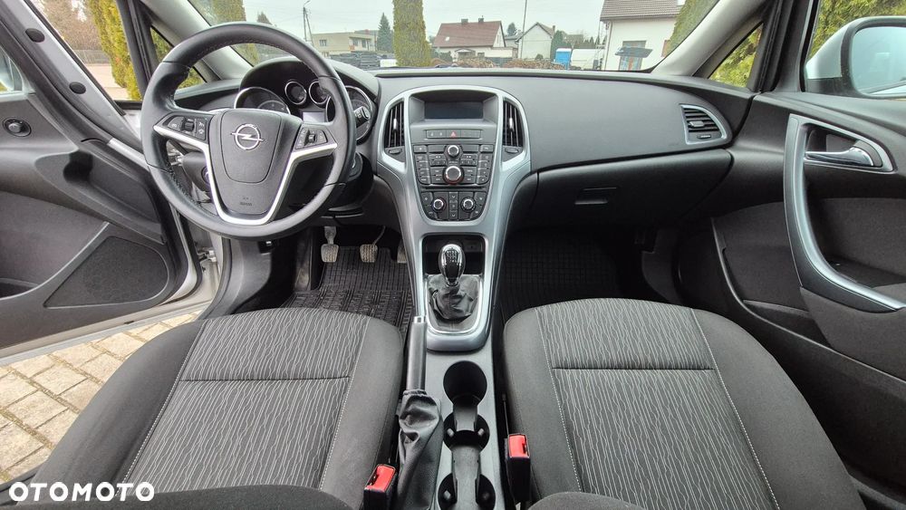 Opel Astra 1.7 CDTI Enjoy - 11