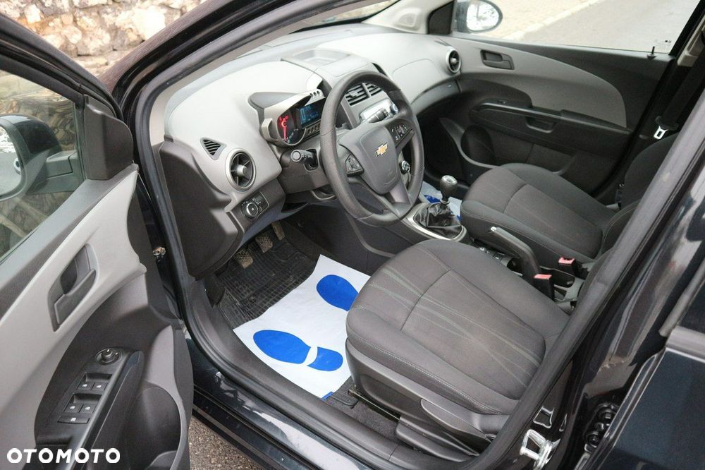 Chevrolet Aveo 1.2 LT - 6