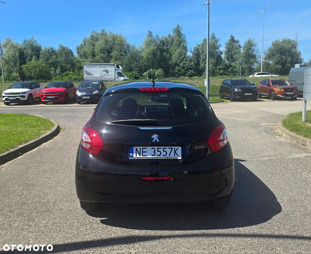 Peugeot 208 95 VTI Allure - 4