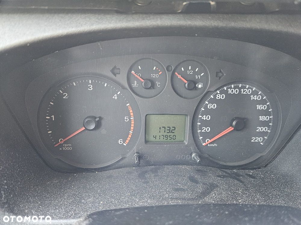 Ford Transit - 10