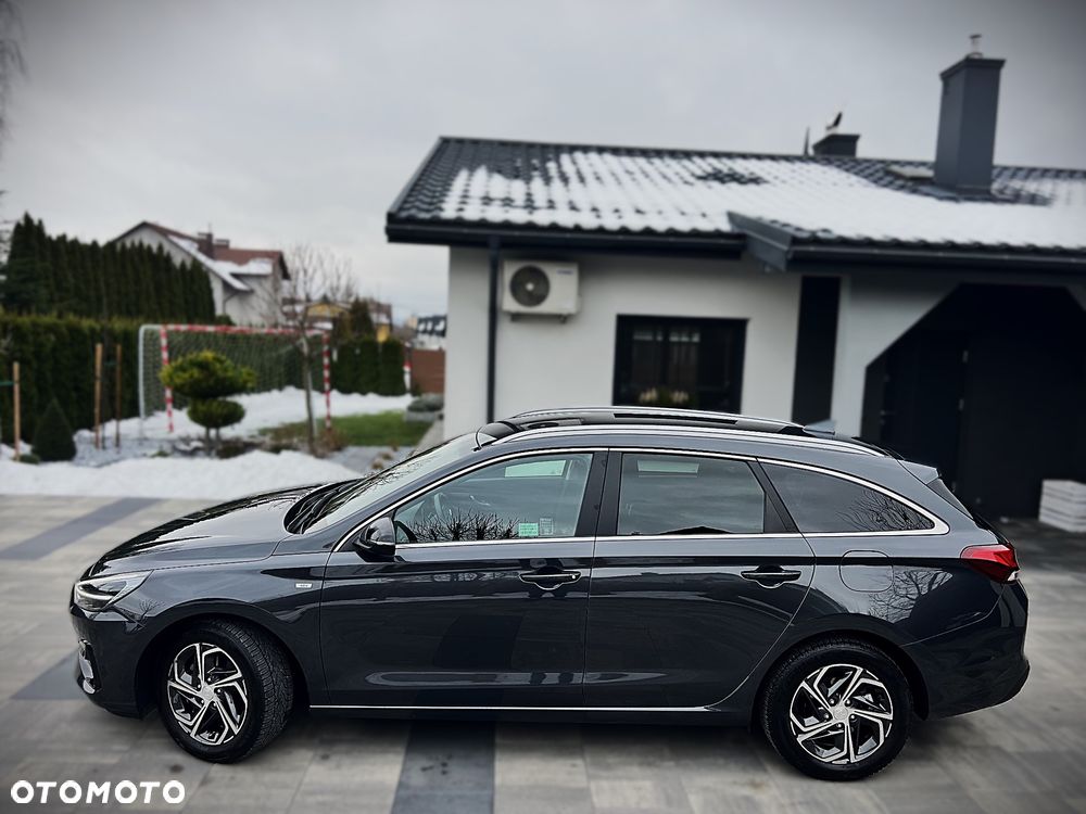 Hyundai i30 1.5 T-GDI 48V-Hybrid DCT Prime - 12