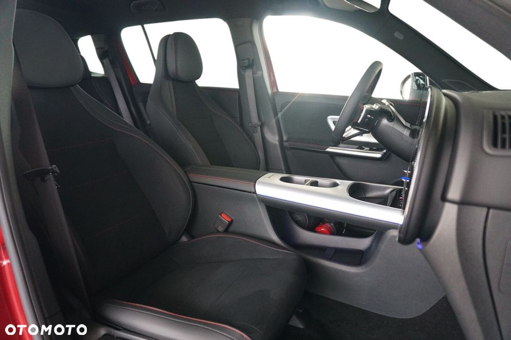 Mercedes-Benz GLB 200 mHEV 8G-eDCT - 12