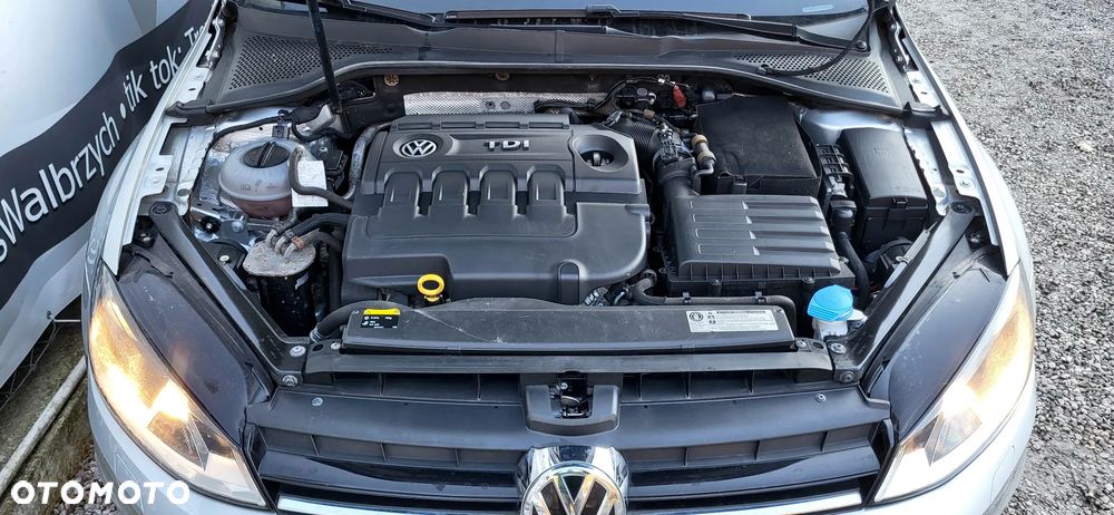 Volkswagen Golf 1.6 TDI 4Motion BlueMotion Technology Comfortline - 26