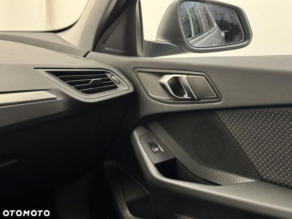 BMW Seria 1 - 20