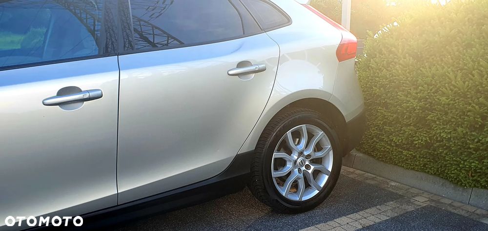 Volvo V40 T3 Geartronic Summum - 7