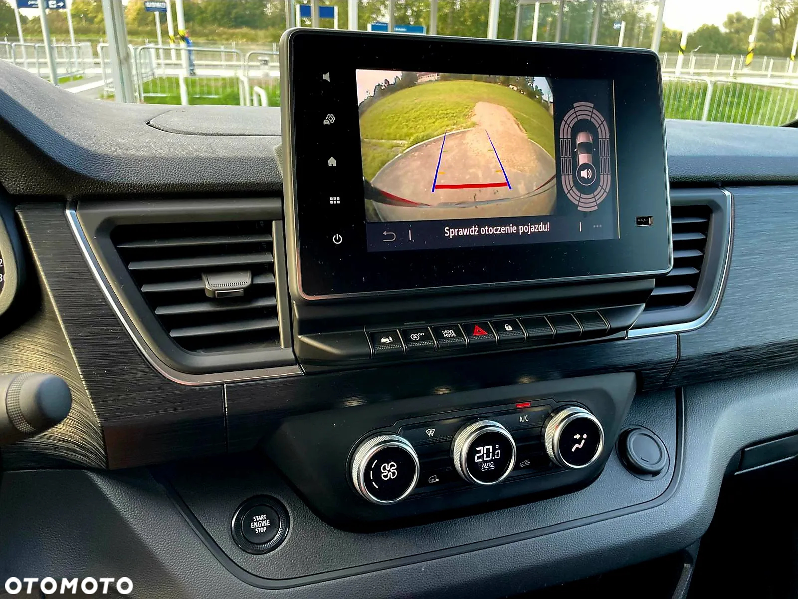 Renault Trafic - 14