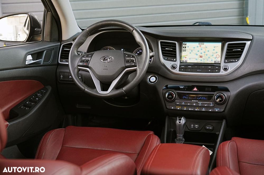 Hyundai Tucson blue 1.7 CRDi 2WD DCT Premium - 18