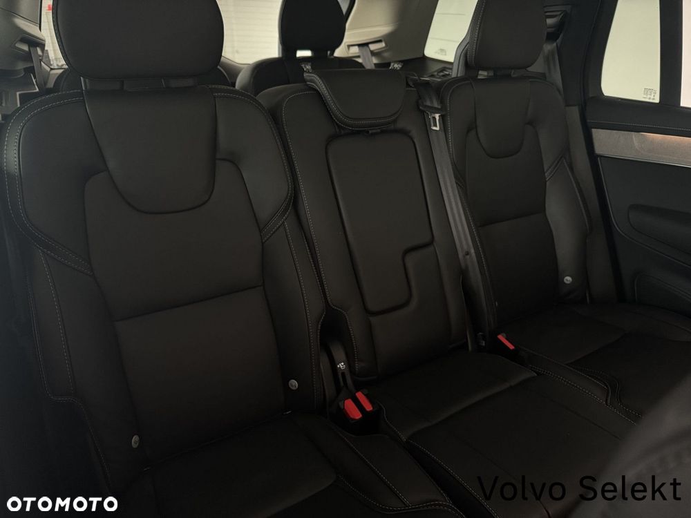Volvo XC 90 - 25