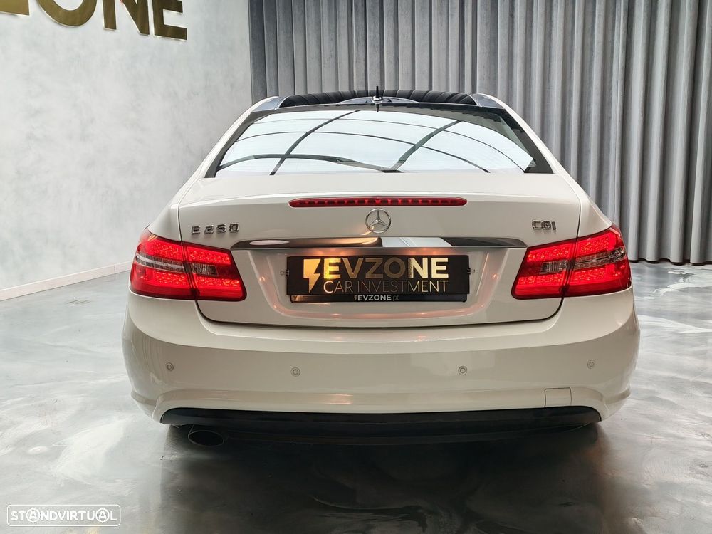 Mercedes-Benz E 250 CGi Classic BlueEfficiency - 6