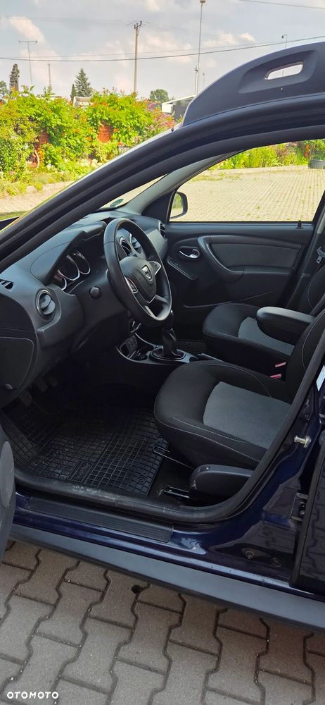 Dacia Duster 1.6 SCe Laureate S&S - 8