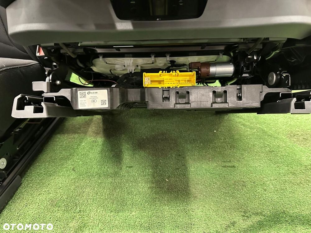 BMW 5 G60 ŚRODEK TAPICERKA FOTELE TUNEL KANAPA BOCZKI SKÓRA M-PAKIET - 5