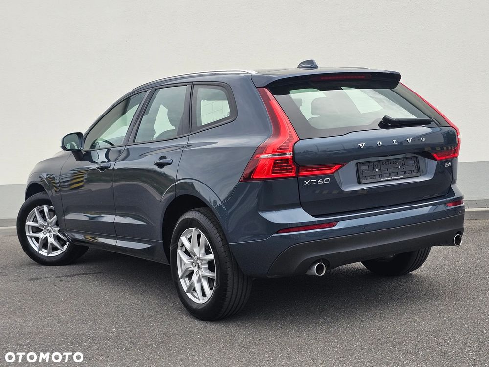 Volvo XC 60 B4 D Geartronic Momentum - 12