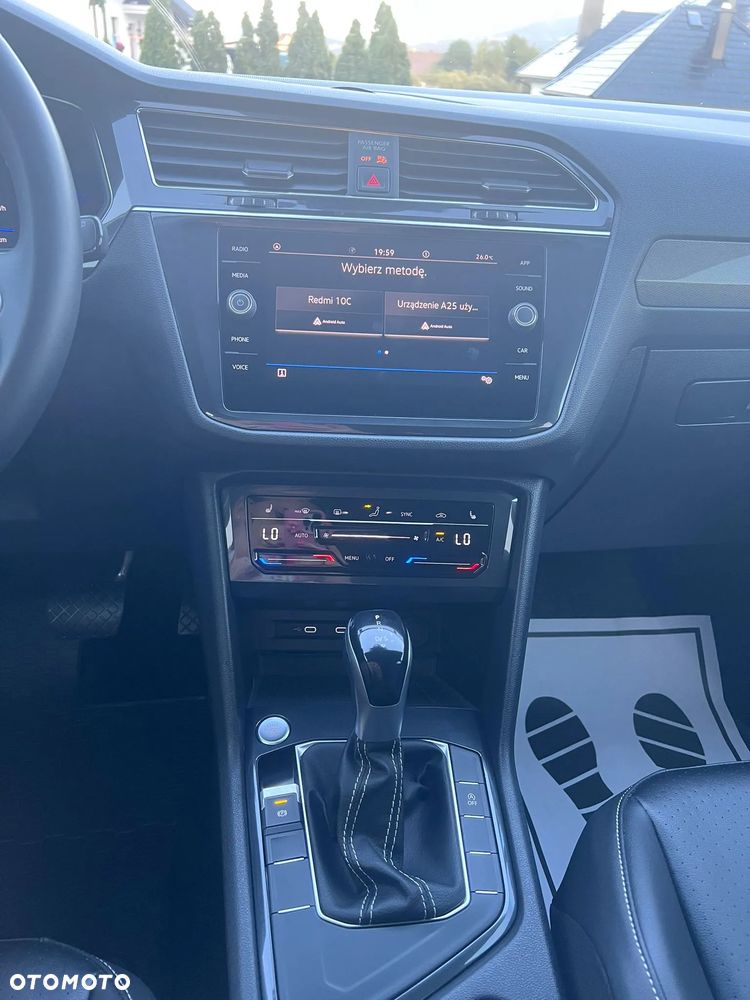 Volkswagen Tiguan - 9