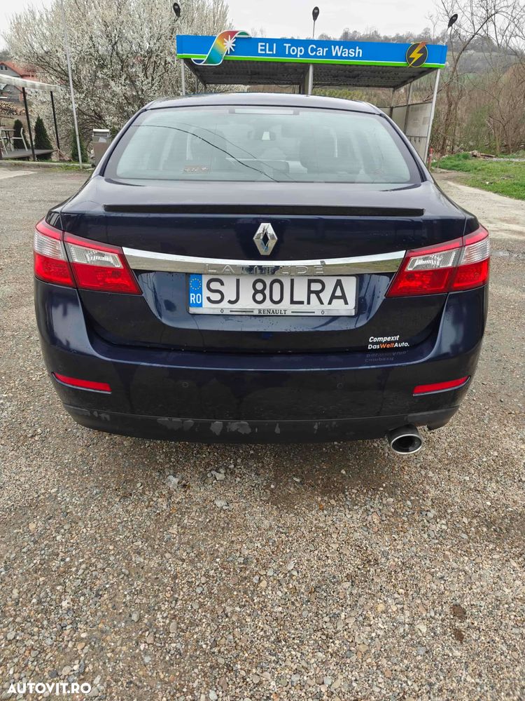 Renault Latitude - 14