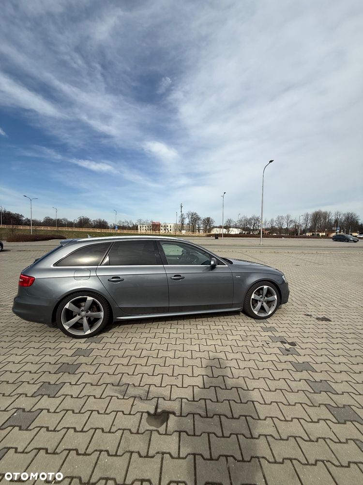 Audi A4 Avant 2.0 TDI Quattro - 6