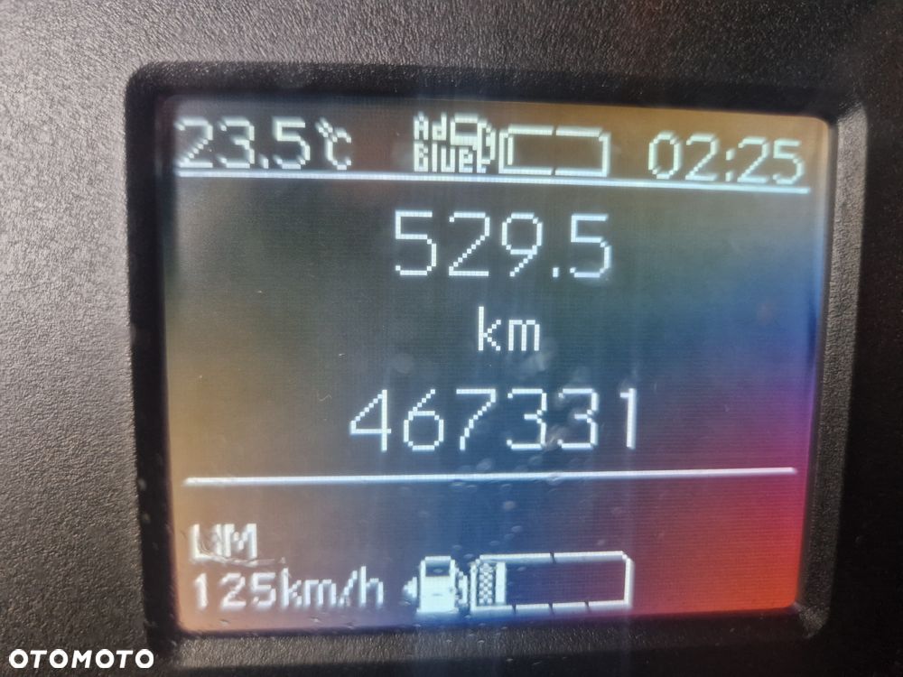 Mercedes-Benz SPRINTER - 8