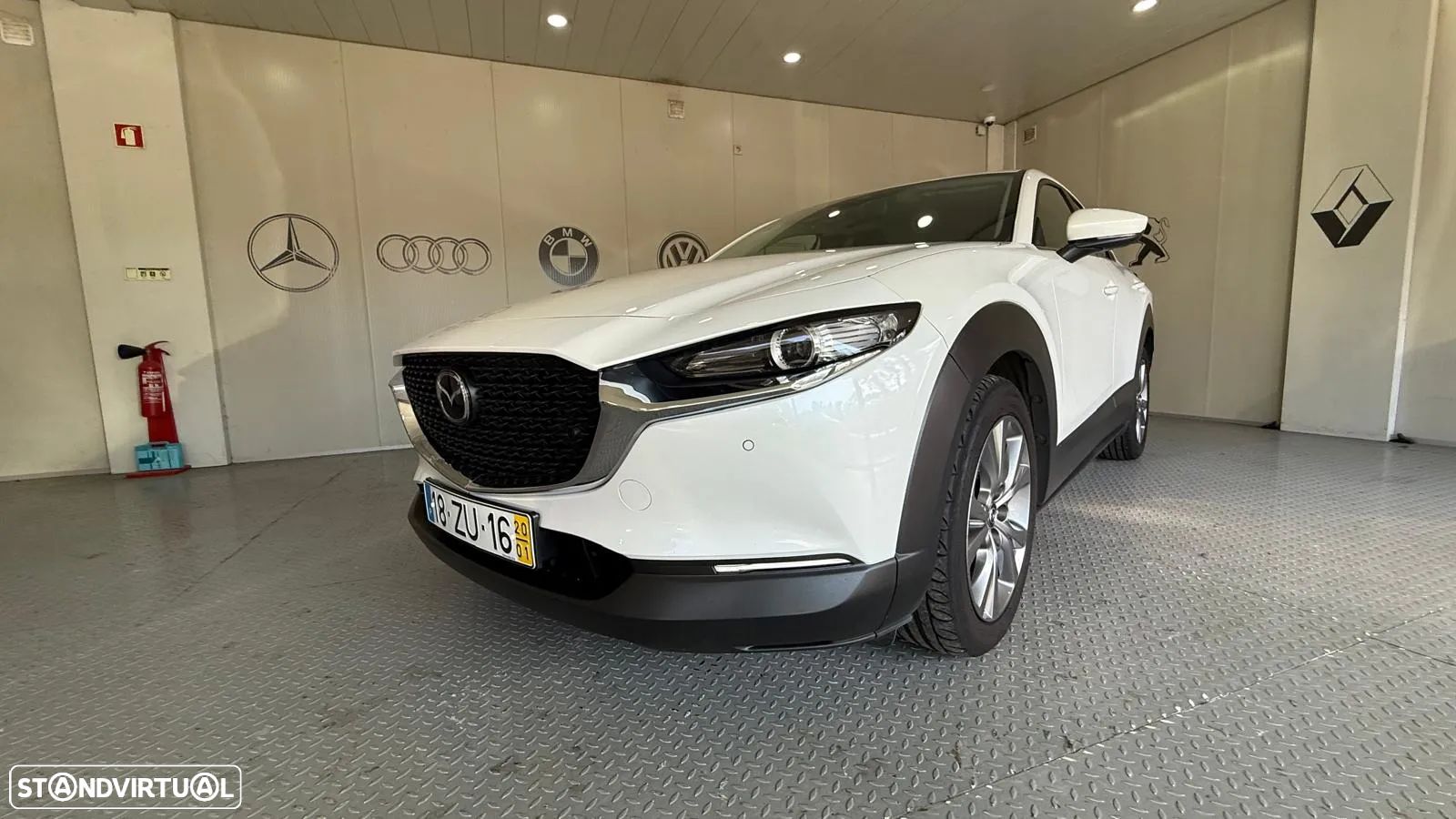 Mazda CX-30 1.8 Sky-D Excellence - 1