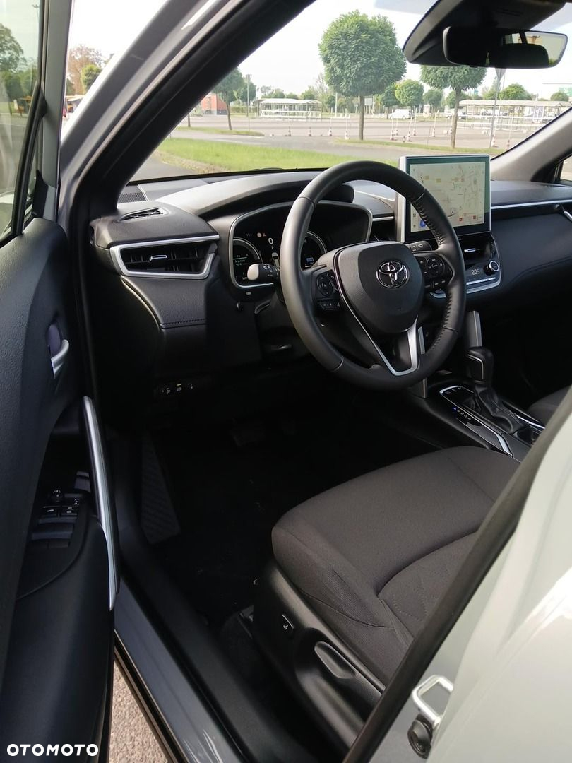Toyota Corolla Cross - 21