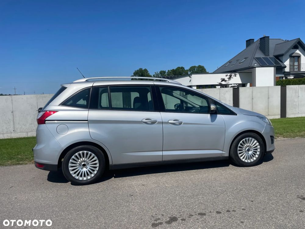 Ford Grand C-MAX 1.6 TDCi Start-Stop-System Titanium - 16