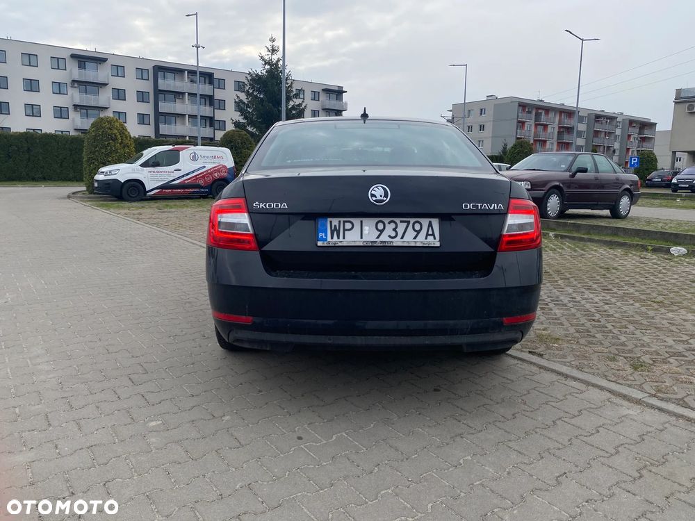 Skoda Octavia 2.0 TDI Style - 4