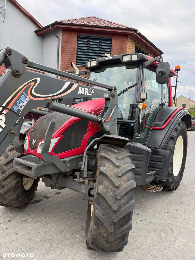 Valtra N 103   N 122 HITECH   CASE MAXXUM - 25