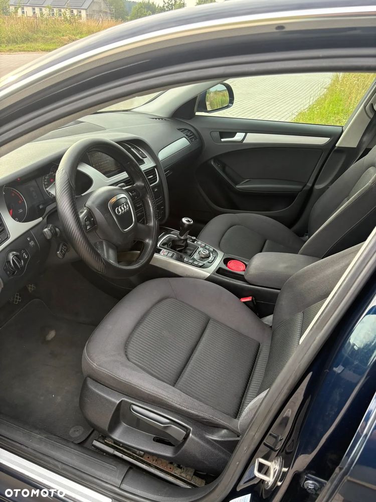 Audi A4 Avant 2.0 TDI - 9