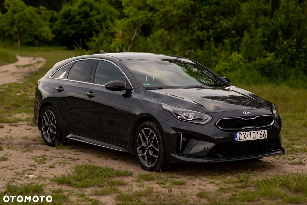 Kia ProCeed - 2