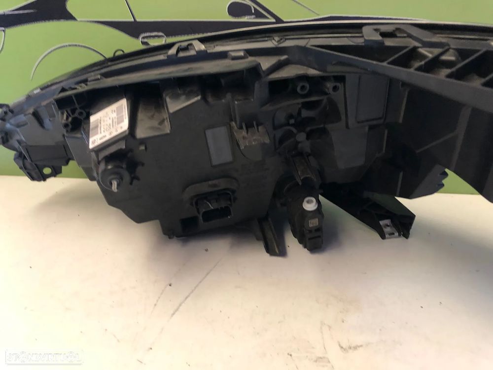 RENAULT CLIO V FAROL LED DIREITO - FF573 - 7