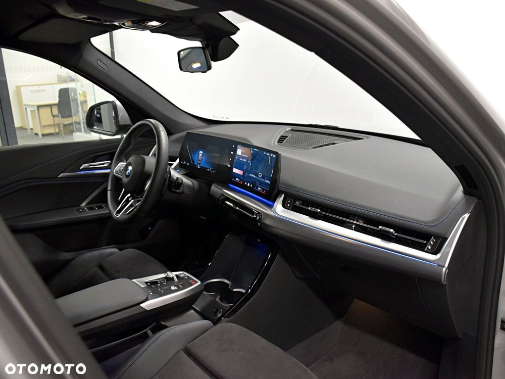 BMW X1 - 13