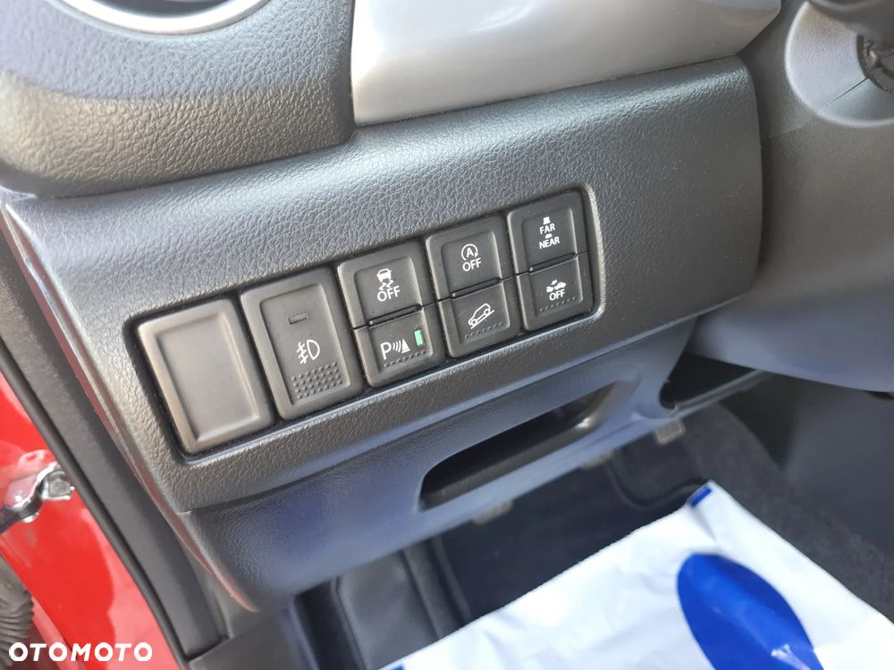 Suzuki Vitara 1.6 Premium 4WD - 25