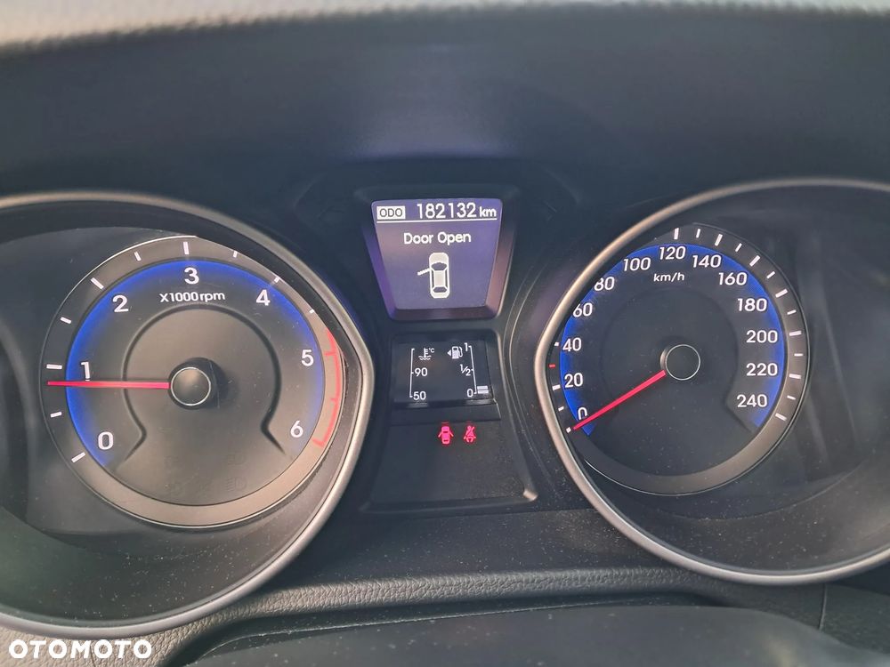 Hyundai i30 1.6 CRDI Trend - 14