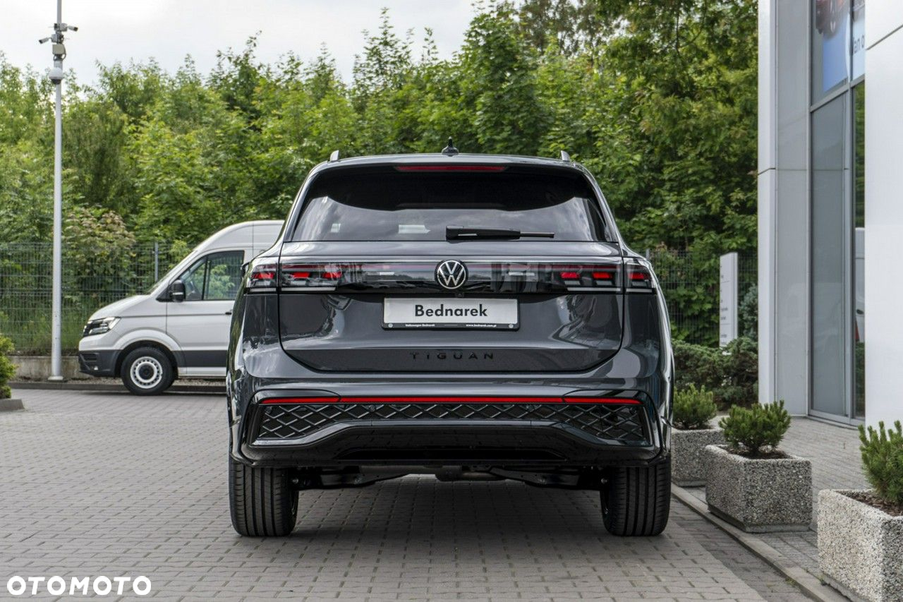 Volkswagen Tiguan - 9