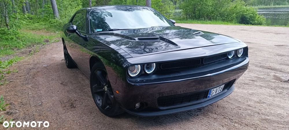 Dodge Challenger - 13