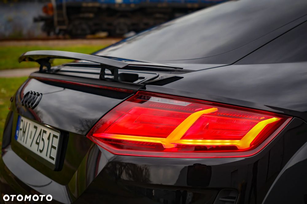 Audi TT S Coupé - 15