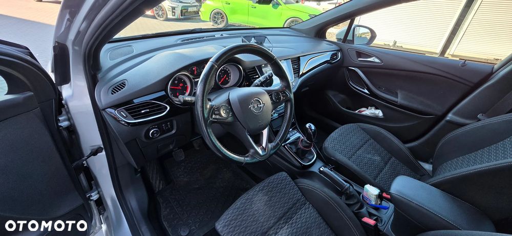 Opel Astra 1.6 CDTI Dynamic S&S - 12
