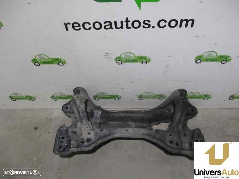 CHARRIOT FRONTAL HONDA CIVIC VI HATCHBACK 2001 - - 3